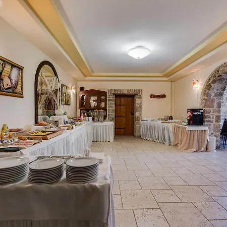 Marinko Отель Задар