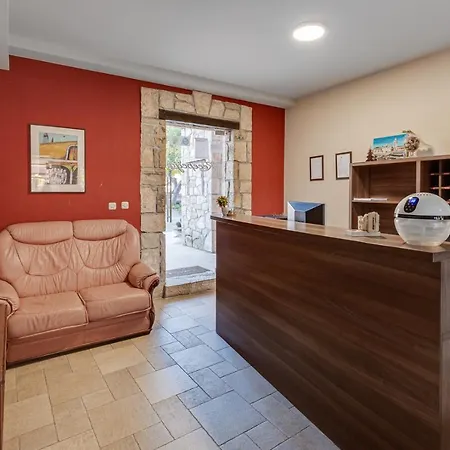 Marinko 3* Задар