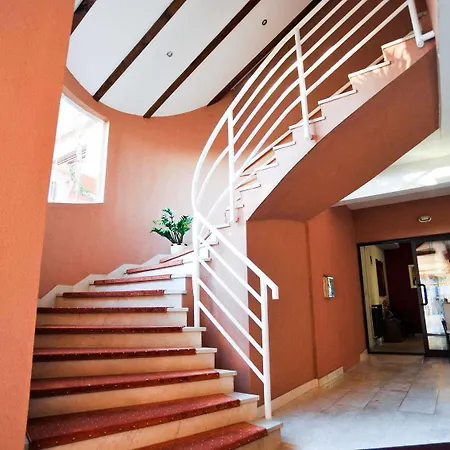 Отель Marinko 3*