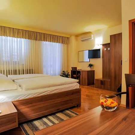 Marinko 3* Задар