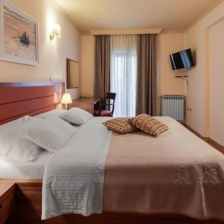 Marinko Hotel 3*