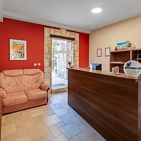 Marinko Hotel 3*